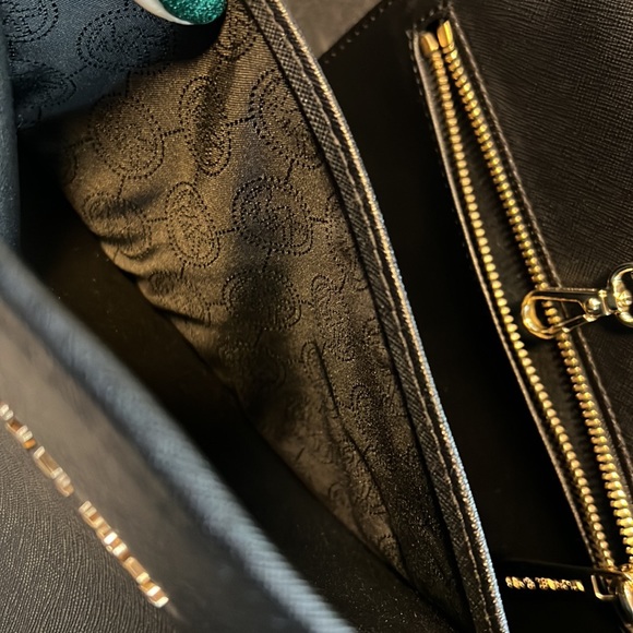 Michael Kors Jet Set Travel tote-Black-Medium - Picture 6 of 11